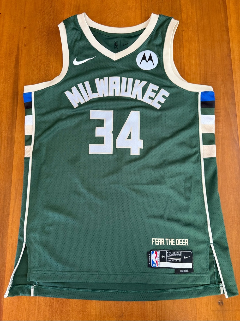 Nike Giannis Antetokounmpo Bucks Icon Swingman Jersey 44